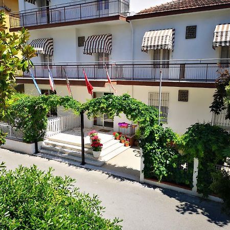 Villa Sorci Rimini Eksteriør bilde